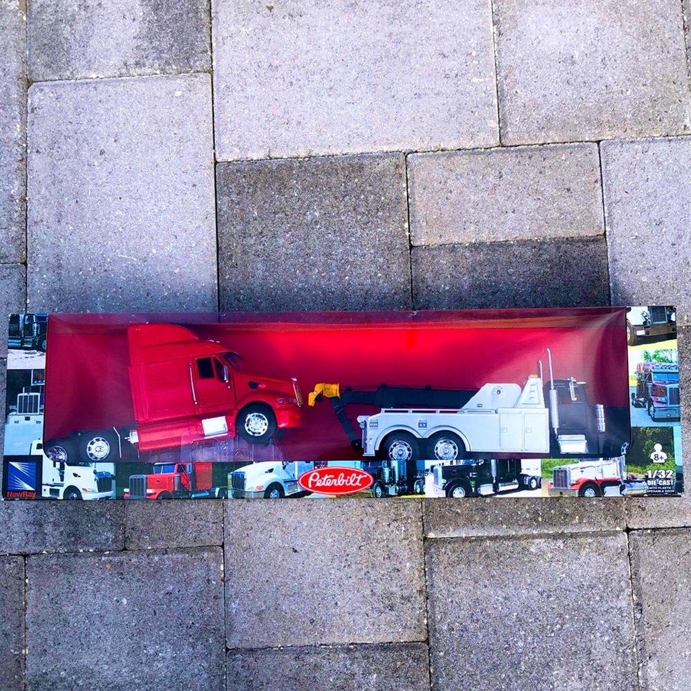 peterbilt die cast truck model.
